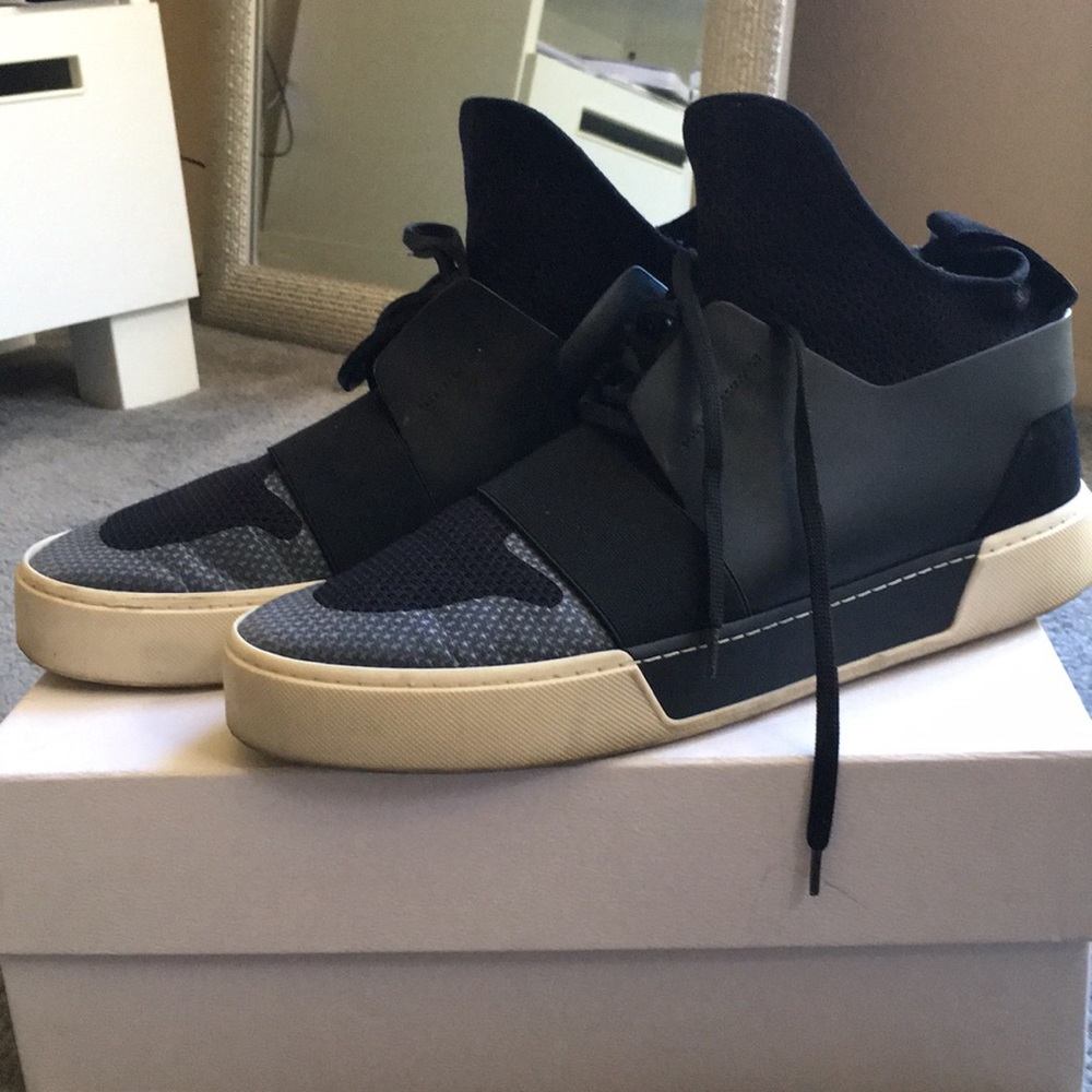 Men’s Balenciga shoe